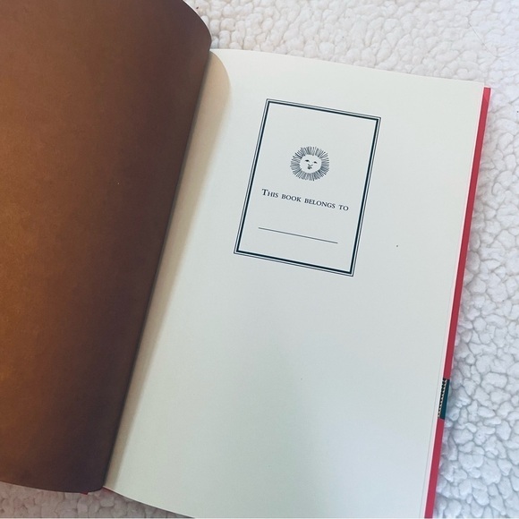 Fantastic Beasts and Where to Find Them (Harry Potter) - Hardcover by Rowling - Picture 4 of 14